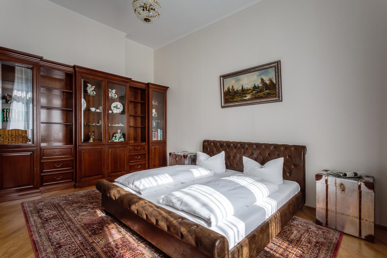 Apartment Am Kurpark Baden-Baden Esterno foto