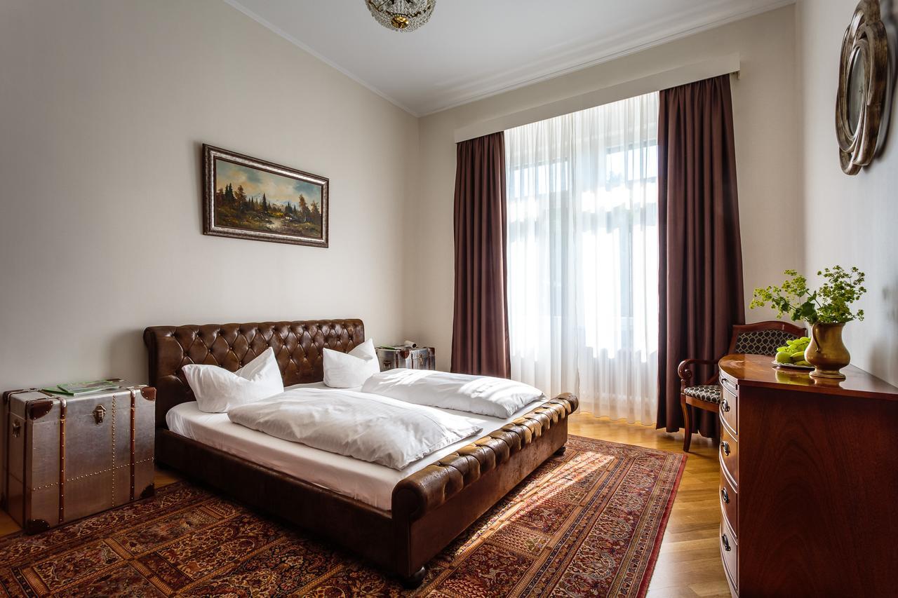 Apartment Am Kurpark Baden-Baden Esterno foto