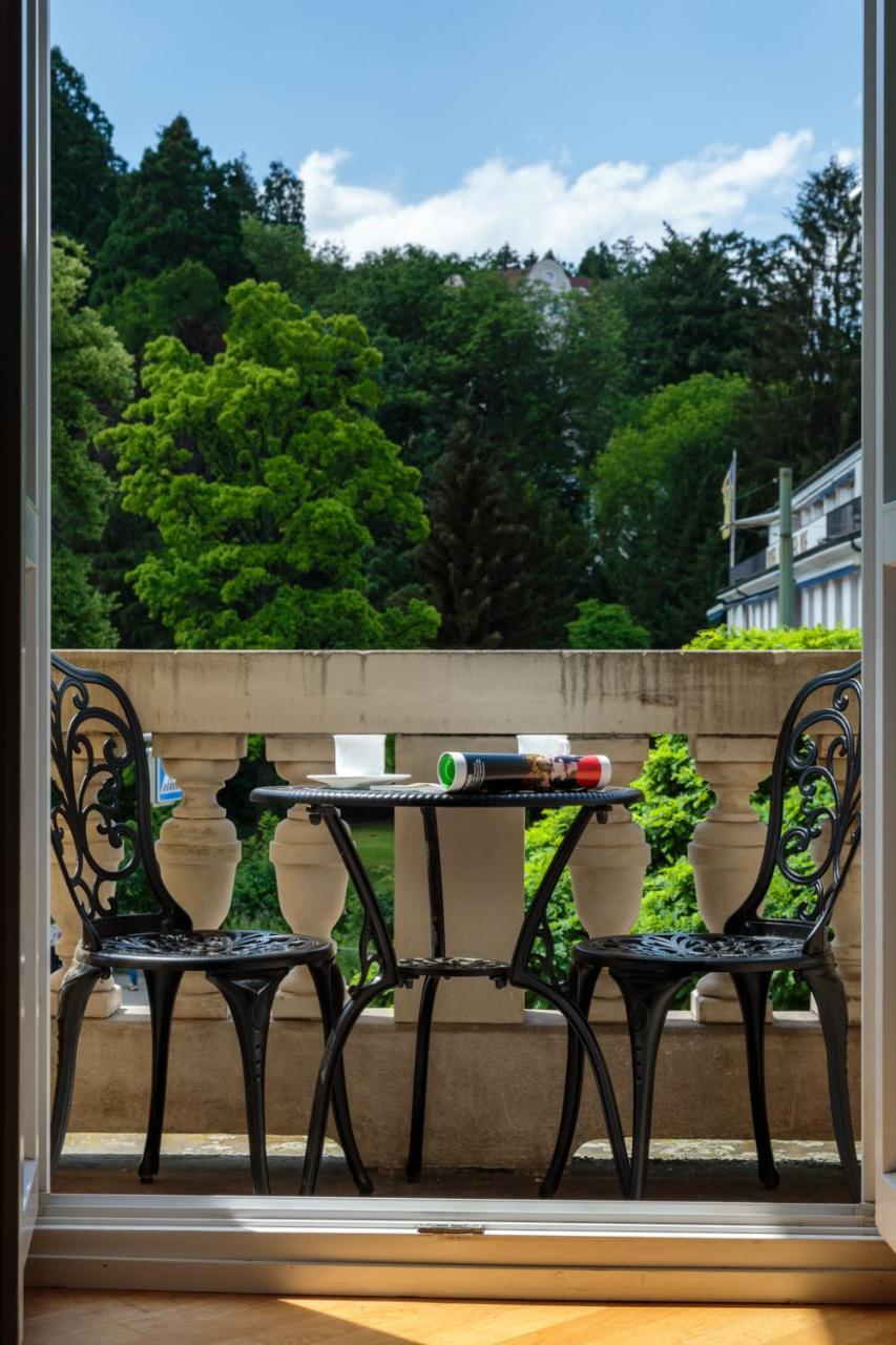 Apartment Am Kurpark Baden-Baden Esterno foto